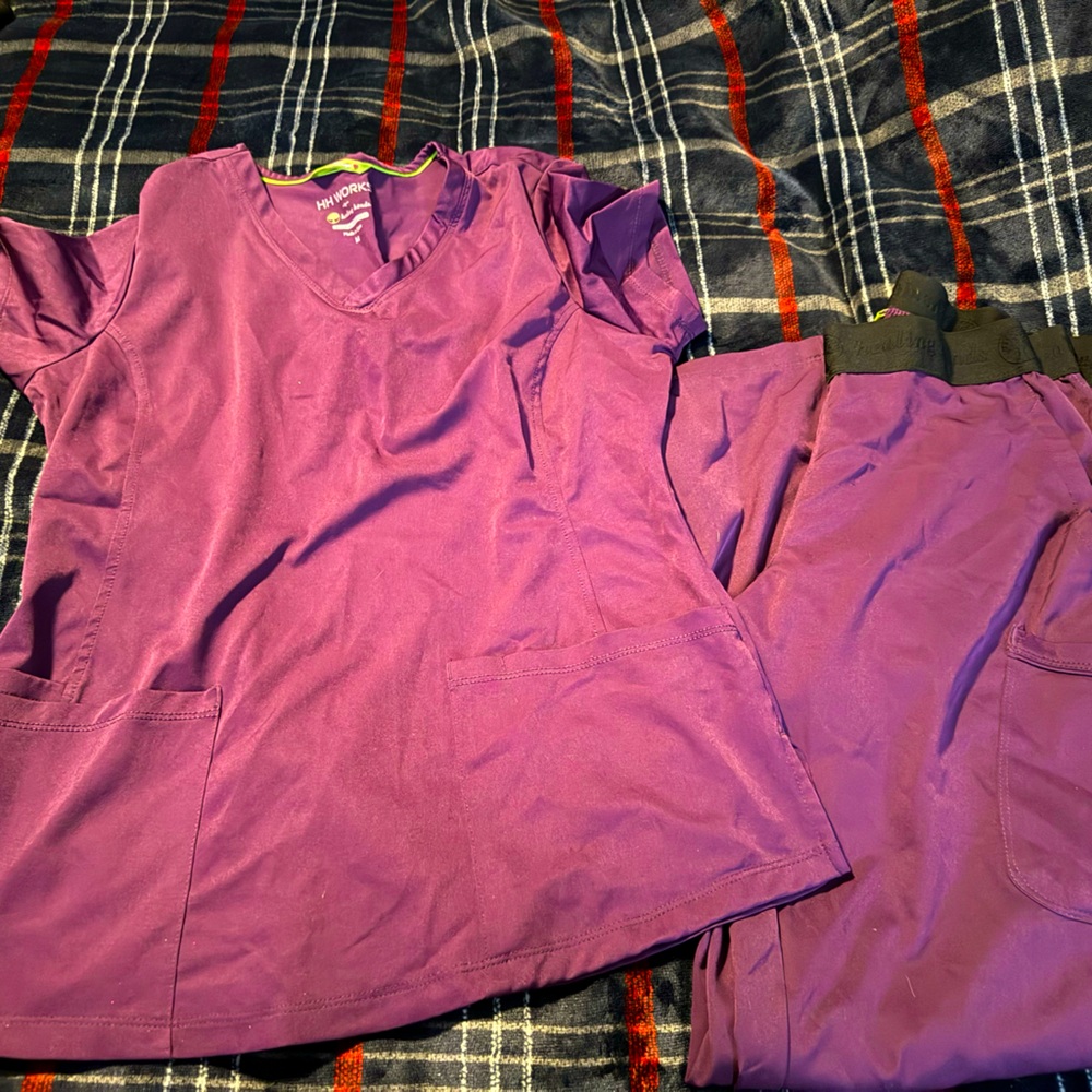 Purple scrub set